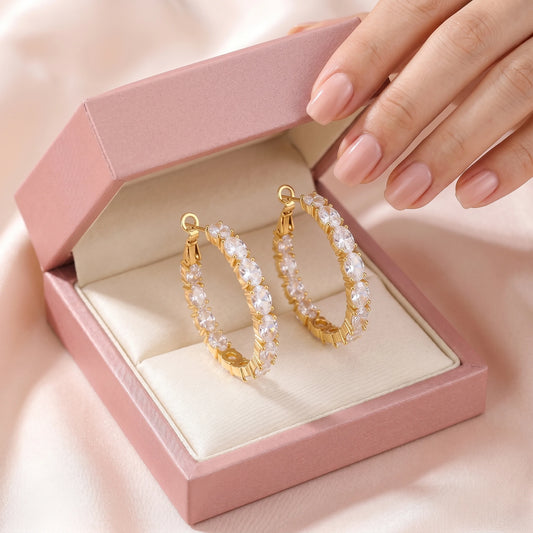 Velike Gold Hoop minđuše sa cirkonima.